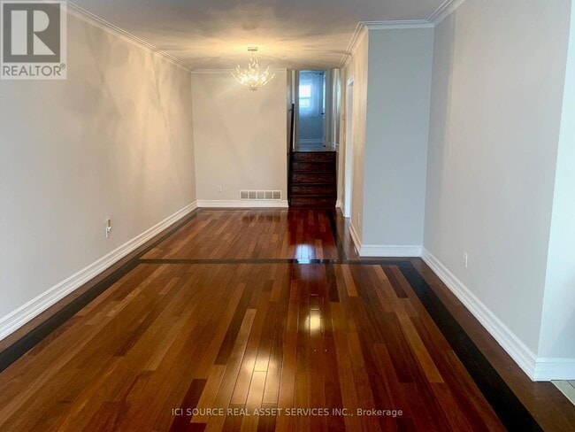 Building Photo - 492 Ettridge Ct