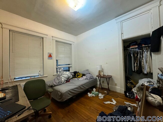 Foto del edificio - 1254 Commonwealth Ave