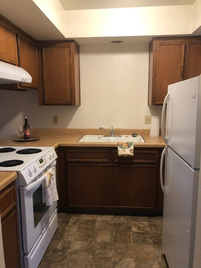 Kitchen - 1290 3rd St