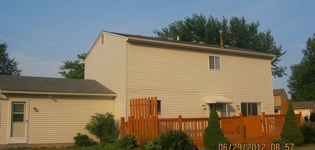 Building Photo - 24414 Bonnie Brook Dr