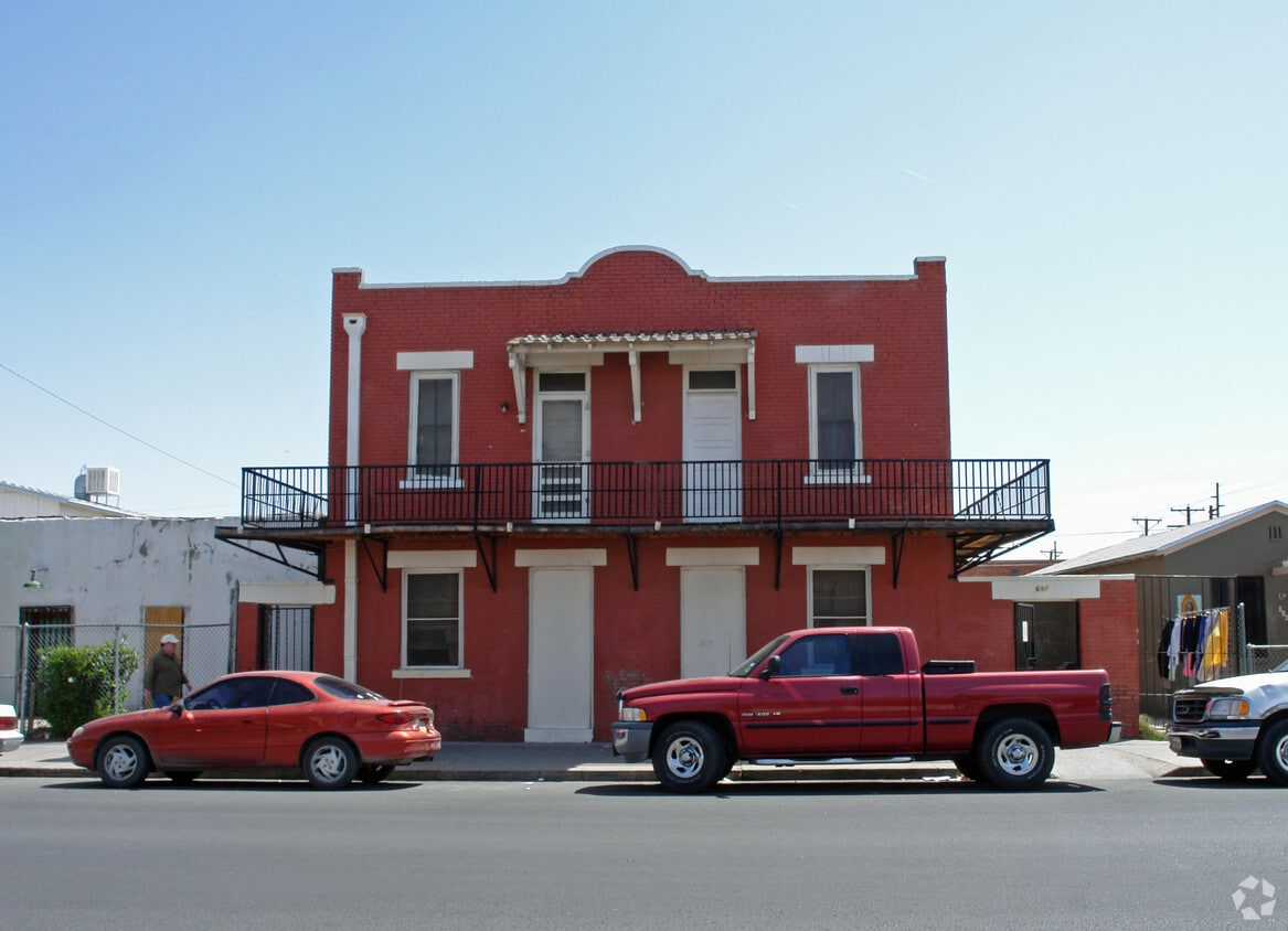 Building Photo - 614 South Mesa