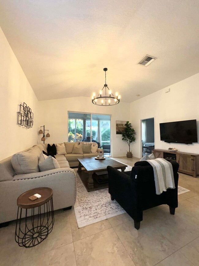 Building Photo - 147 Coconut Key Ln