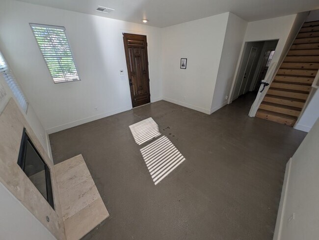Foto del edificio - 520 Ivy Spring St