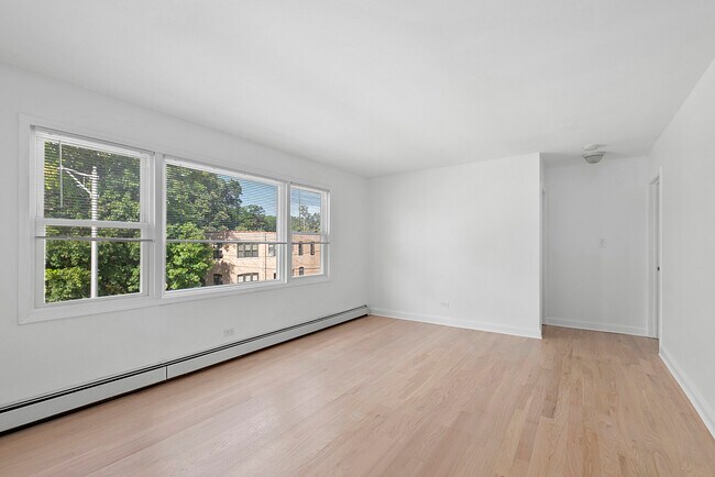 Building Photo - 7121 W 110th St
