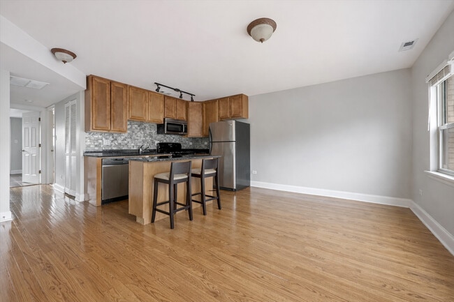 Foto del edificio - 1343 W Winona St