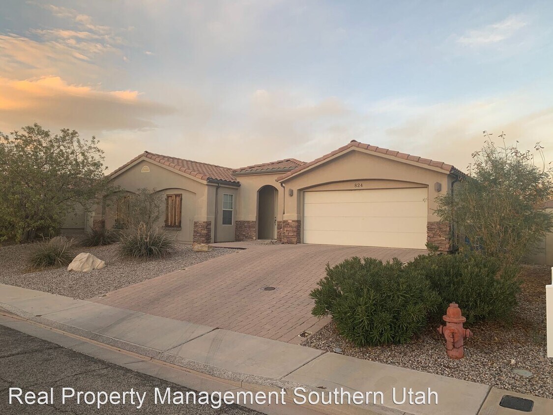 Primary Photo - 3 br, 2 bath House - 824 Crystal Dr