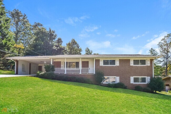 Foto del edificio - 6137 Indian Creek Cir SW