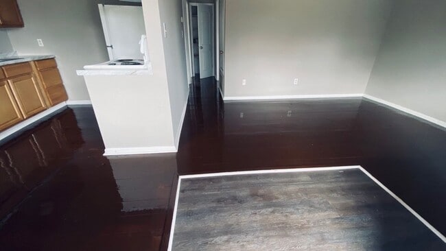 Building Photo - Monthly Paid Rent