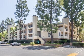 Building Photo - 21500 Burbank Blvd