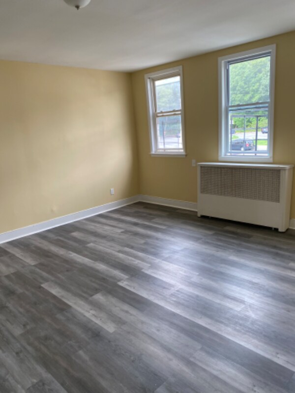 42 Leonard Pl, Yonkers, NY 10704 Room for Rent in Yonkers, NY