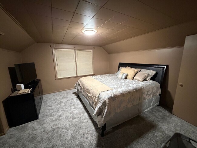 Foto del edificio - 8090 Sorrento Ave