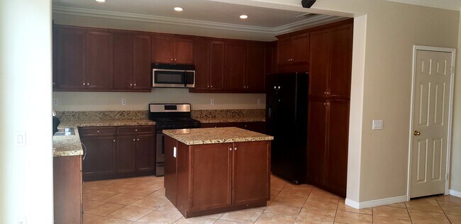 Building Photo - 10777 Barberry Ct