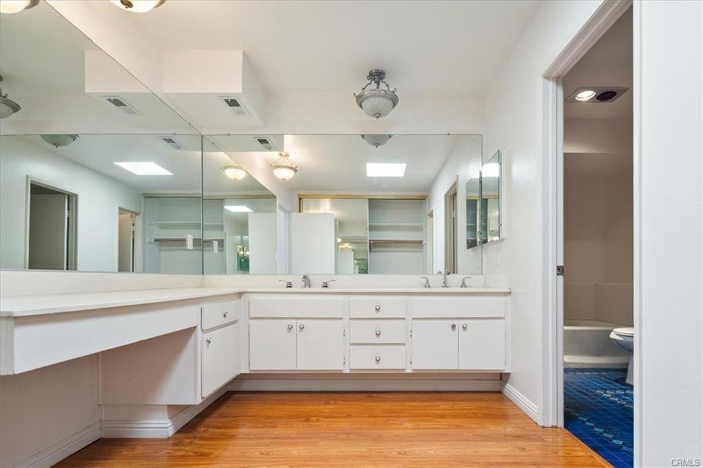 Foto principal - 1325 Valley View Rd