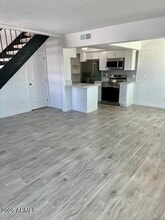 Building Photo - 1504 E Indianola Ave