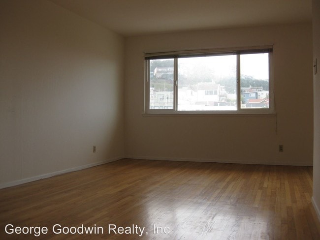 Building Photo - 1770 9th Ave