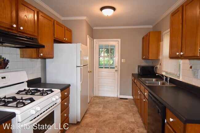 Foto del edificio - 3 br, 2 bath House - 1421 Wake Forest Road