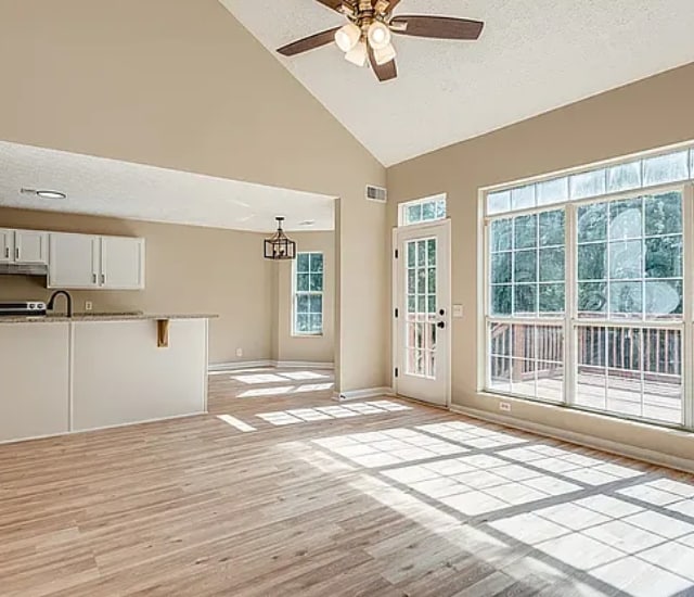 Building Photo - 3528 Longhaven Crossing