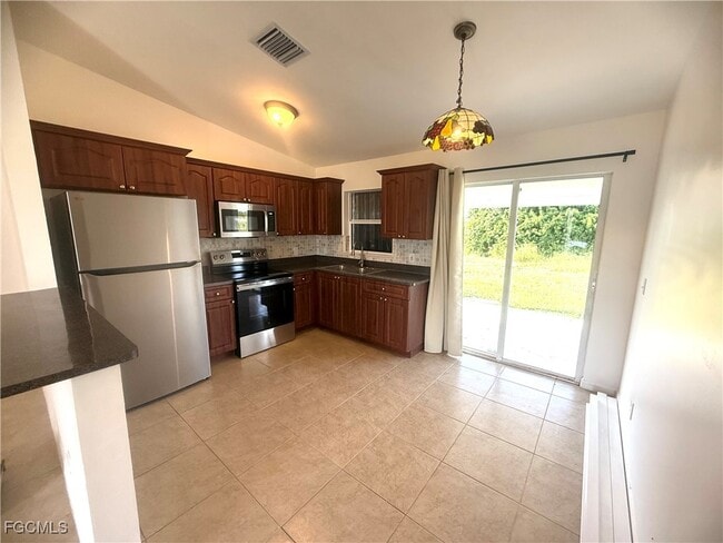 Foto del edificio - 3100 40th St SW