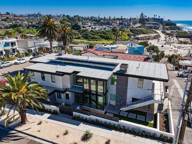 Building Photo - 206 4th St