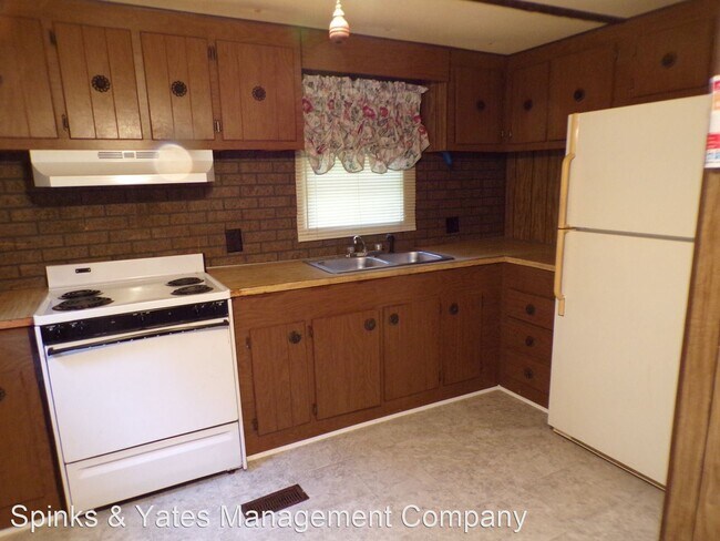 Building Photo - 2 br, 1 bath House - 1492 Ben Brown Road