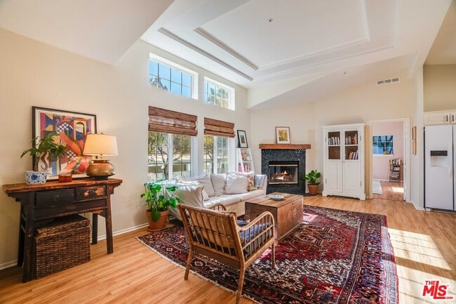 Building Photo - 1169 Aztec