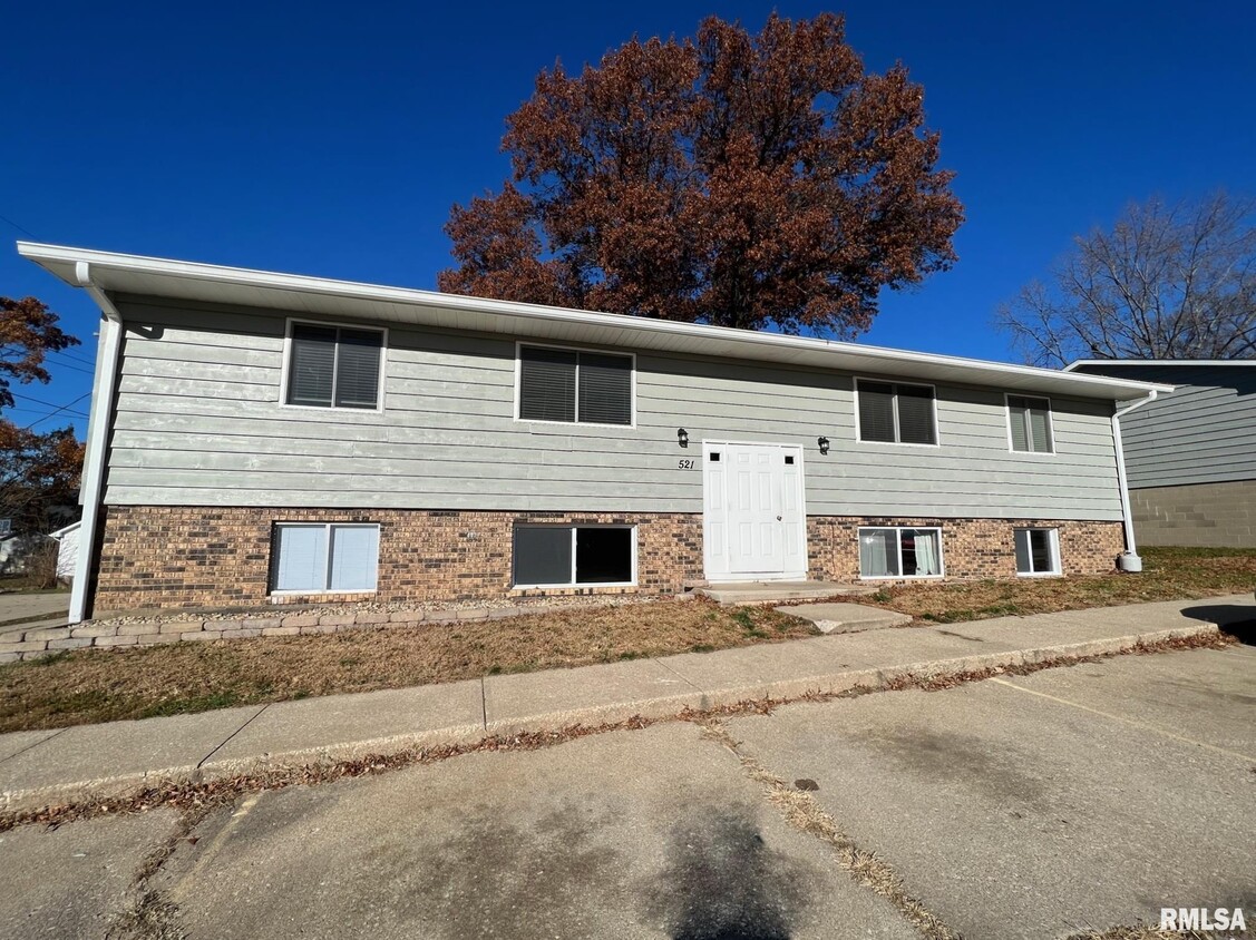 Foto principal - 521 3rd St