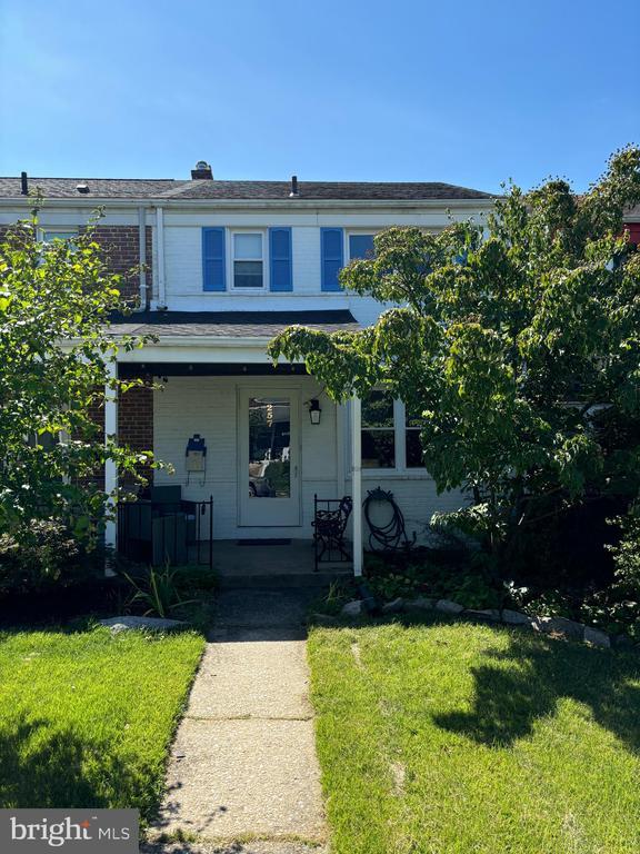 Primary Photo - 257 Ridge Ave