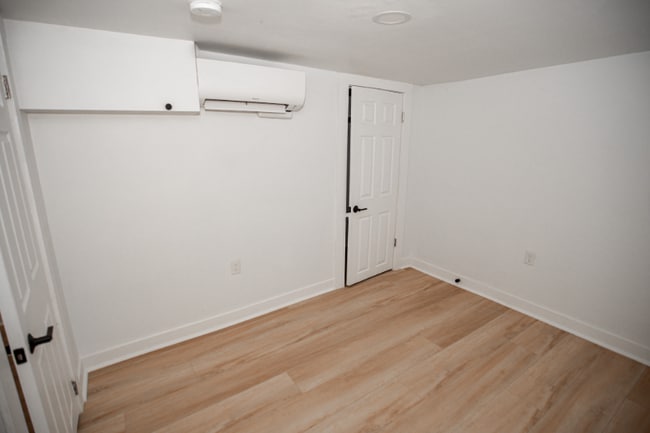 Building Photo - 1388 W 83rd St