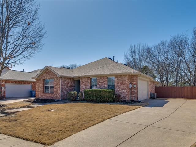 Foto del edificio - 2056 River Birch Ln