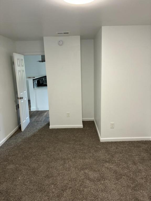 Building Photo - 720 Mary St