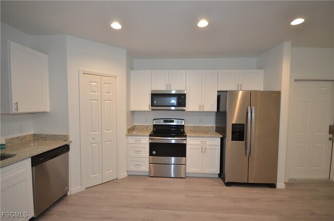 Foto del edificio - 2218 Quality Life Ctr Wy