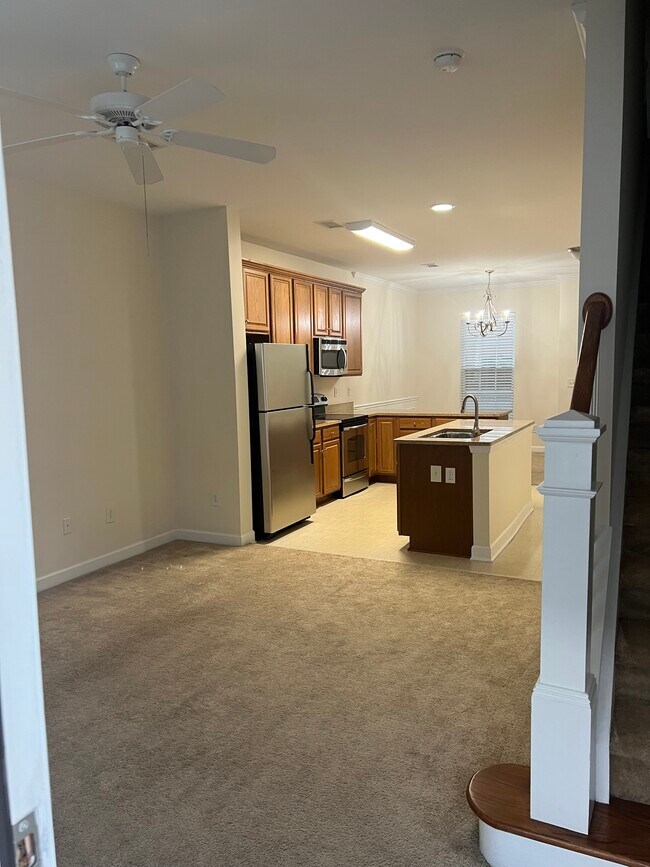 Foto del edificio - 7620 High Market St