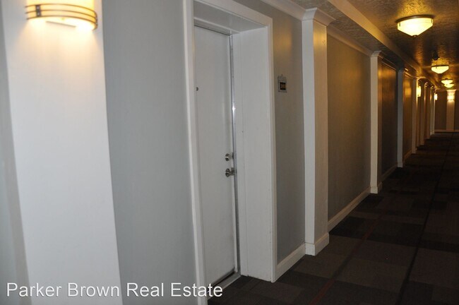 Building Photo - 1 br, 1 bath House - 555 E. 100 S. Unit # 203