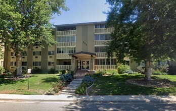 Building Photo - 350 S Clinton St