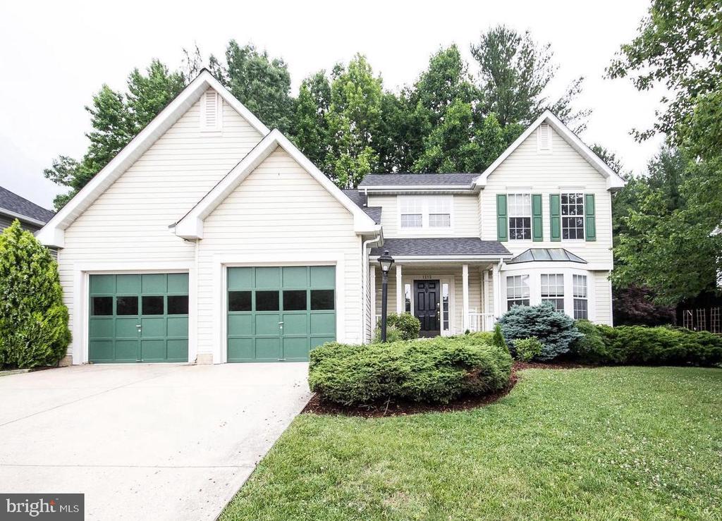 Primary Photo - 1212 Walnut Wood Rd