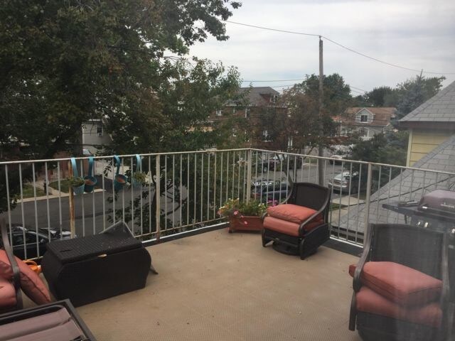 Foto principal - 118 Pugsley Ave