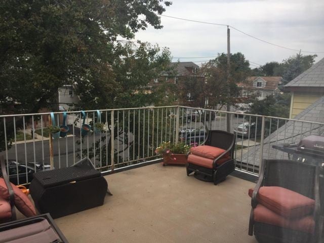 Primary Photo - 118 Pugsley Ave