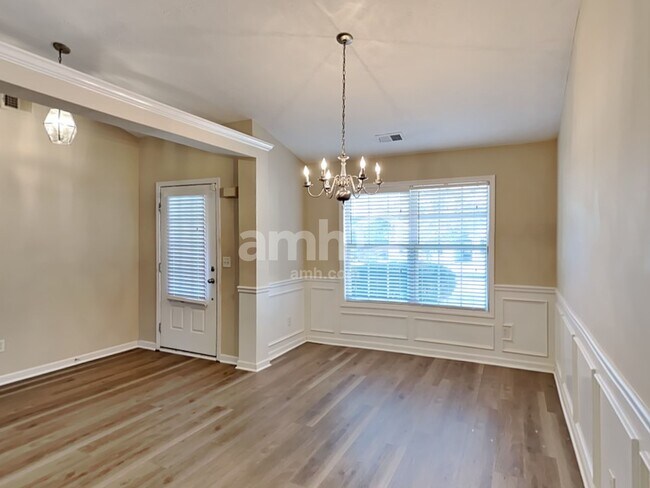 Foto del edificio - 119 Overlook Ct