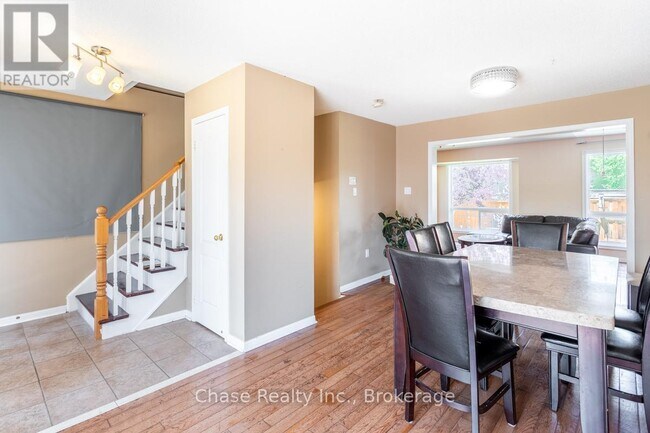 Photo du bâtiment - 5047 Kempling Ln