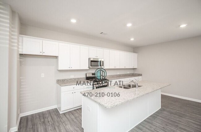 Foto del edificio - Brand New 4 Bedroom home