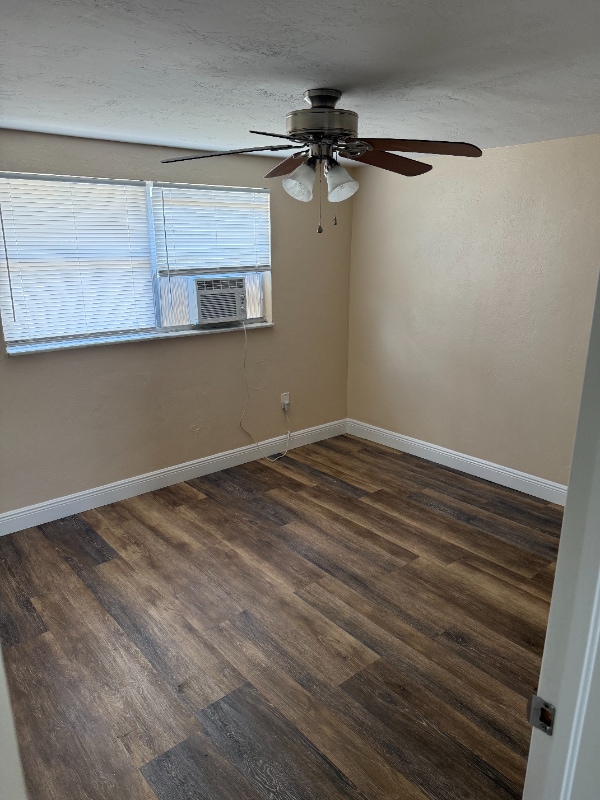 Building Photo - 3625 Poinsettia Ave