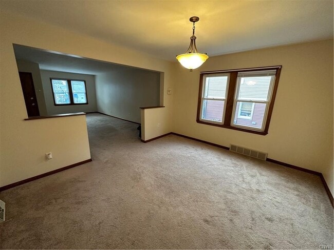 Building Photo - 130 Leighton Ave