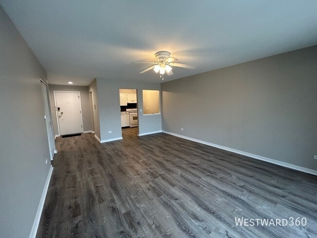 Building Photo - 5501 Carriage Way Dr