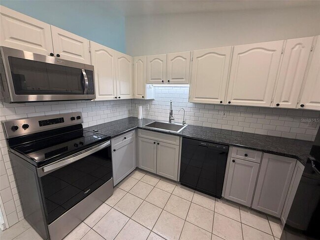 Foto del edificio - 512 Dewhurst St