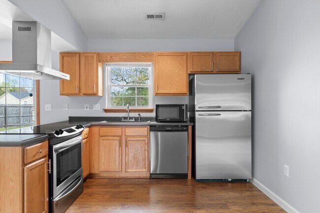 Building Photo - Pine Forest Acres