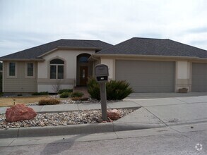 Building Photo - 7141 Prestwick Rd