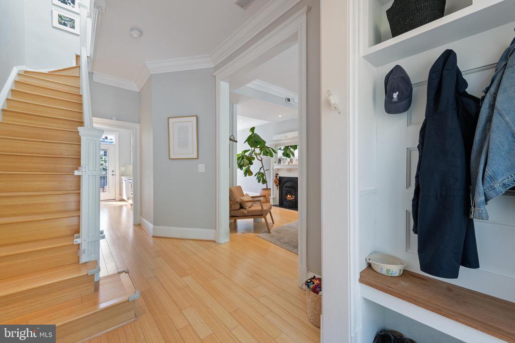 Foto principal - 21 V St NE