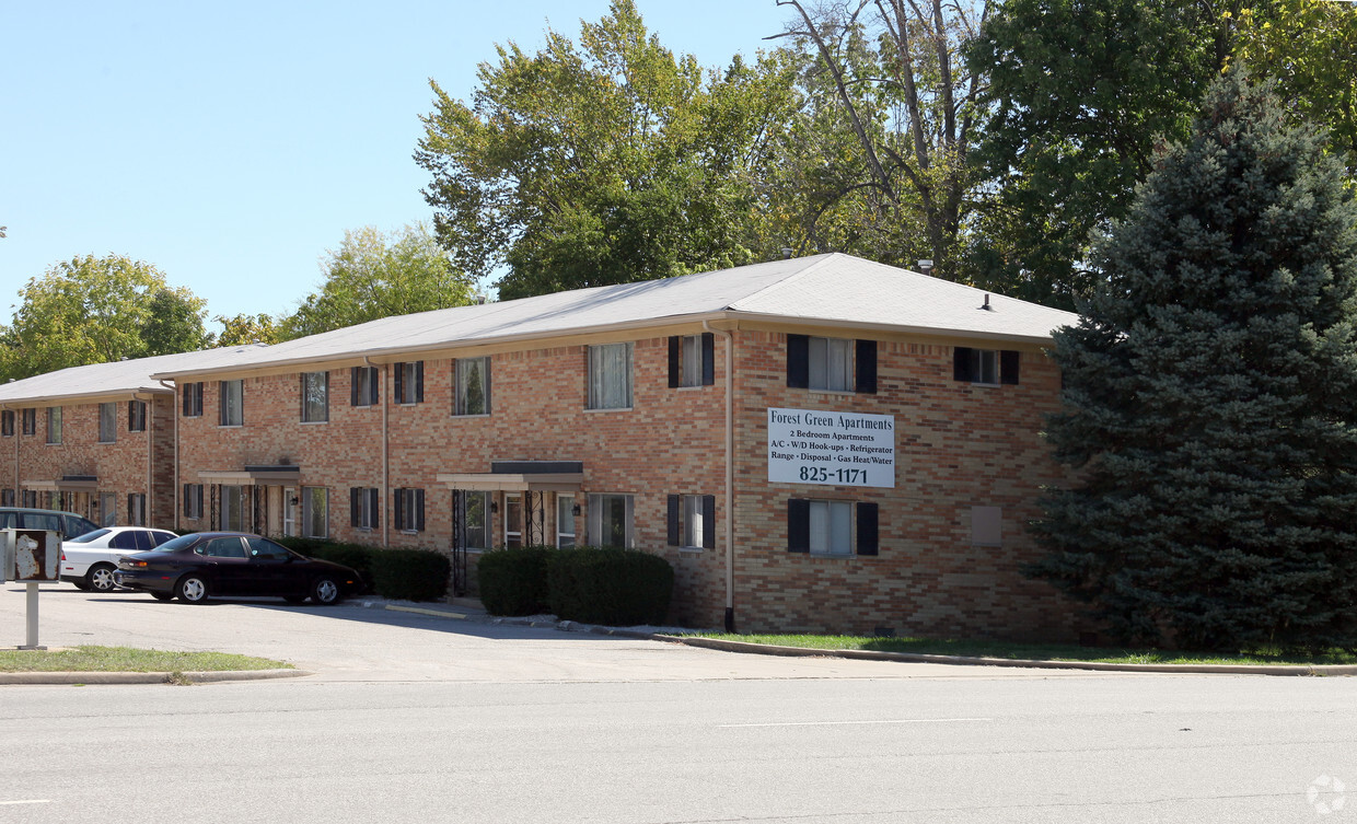 Primary Photo - Forest Green Apartments