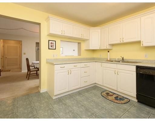 Building Photo - 18 Wrentham Rd