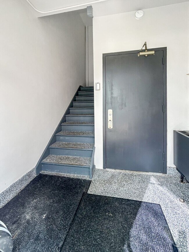 Foto del edificio - 101 E Lincoln Ave